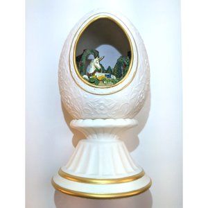 Unicorn Franklin Mint Enchanted Garden of Romance Porcelain Egg 1987 Shiraishi